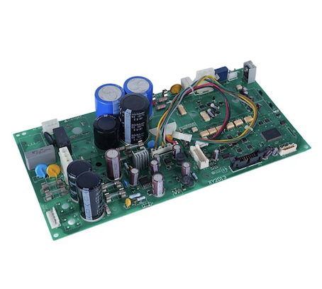 Automobilgintzarako eta Teknologia Mugikorrerako PCB giltza eskuan